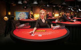 VIP888 Live Roulette ဘီးလည်ဂိမ်း — MMK ဖြင့် Real Dealer ကစားနေသောမြင်ကွင်း